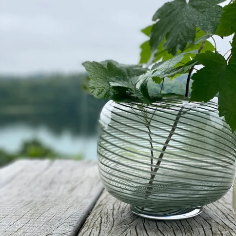Vase Swirl