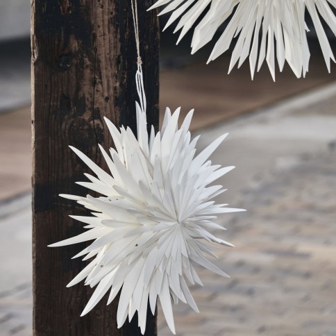 Stern Dust off white