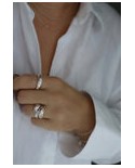 Twisted Dome Ring in Silber-Rhodium von Jeberg Jewellery