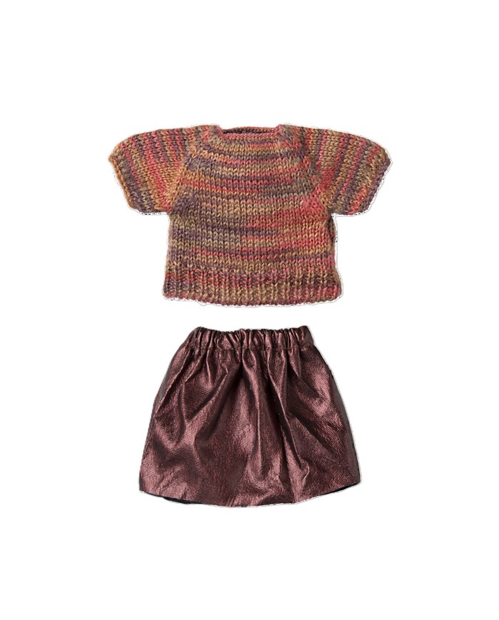 Rock und Strickbluse