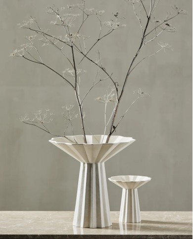 Minu Vase