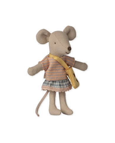 Drillinge. Babymäuse in Streichholzschachtel