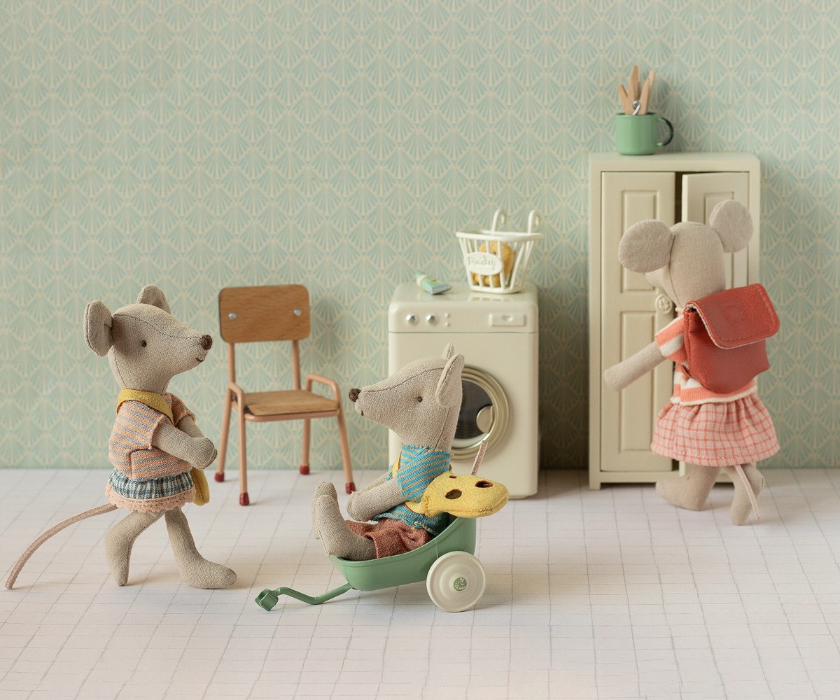 Kleidung Schwester Maus, Ansicht 2