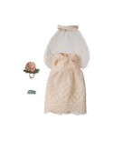 Hochzeitskleid. Mama Maus