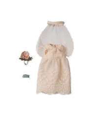 Hochzeitskleid. Mama Maus