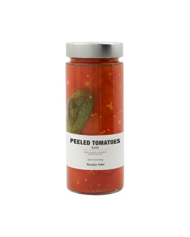 Geschälte Tomaten im Glas