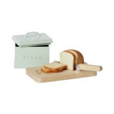 Miniatur Brot Box mit Schneidebrett